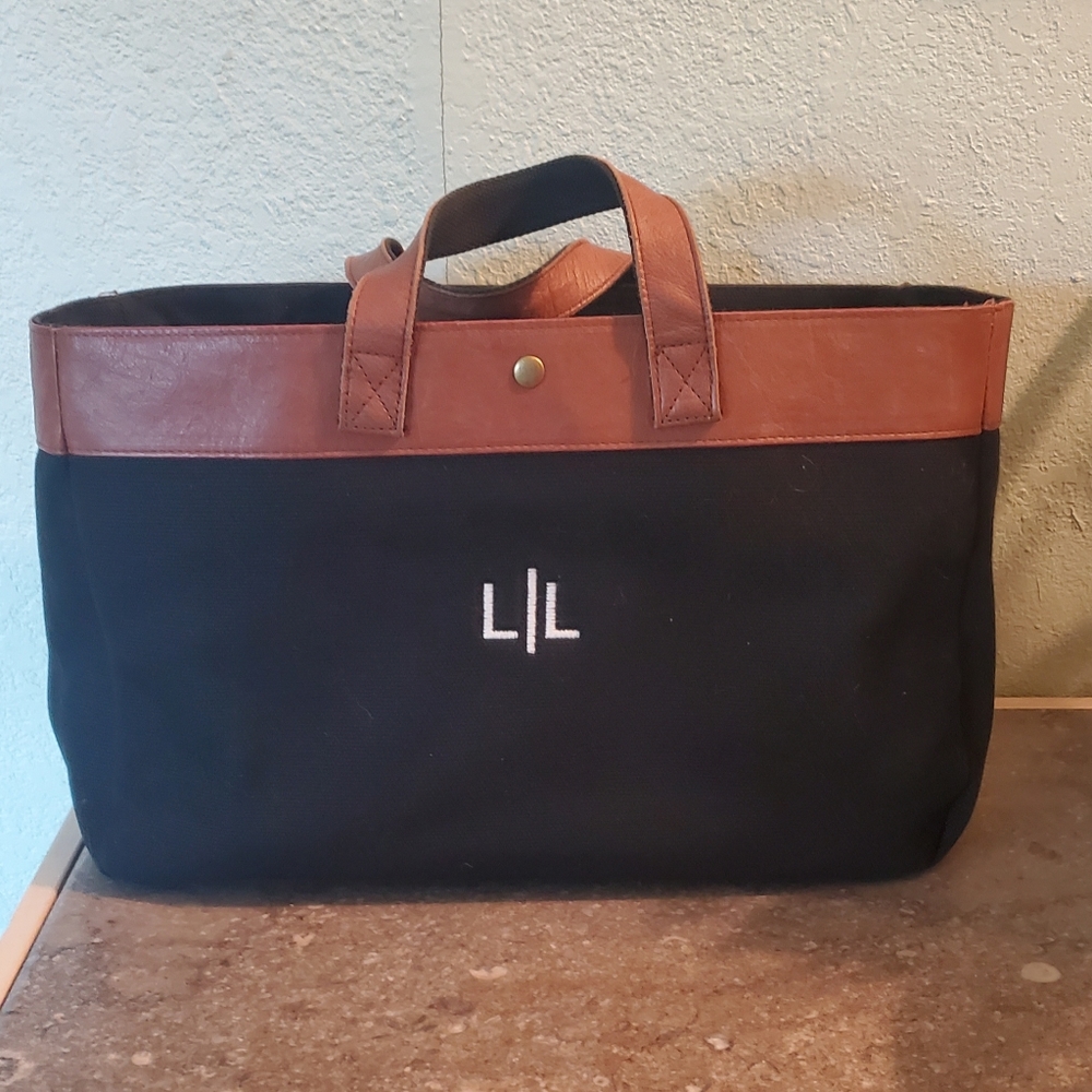 Mark and Graham weekend tote